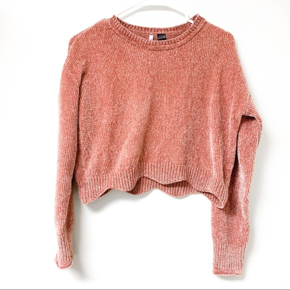 Live by Design Scalloped Hem Cropped Sweater Rose‎ Color Size Small